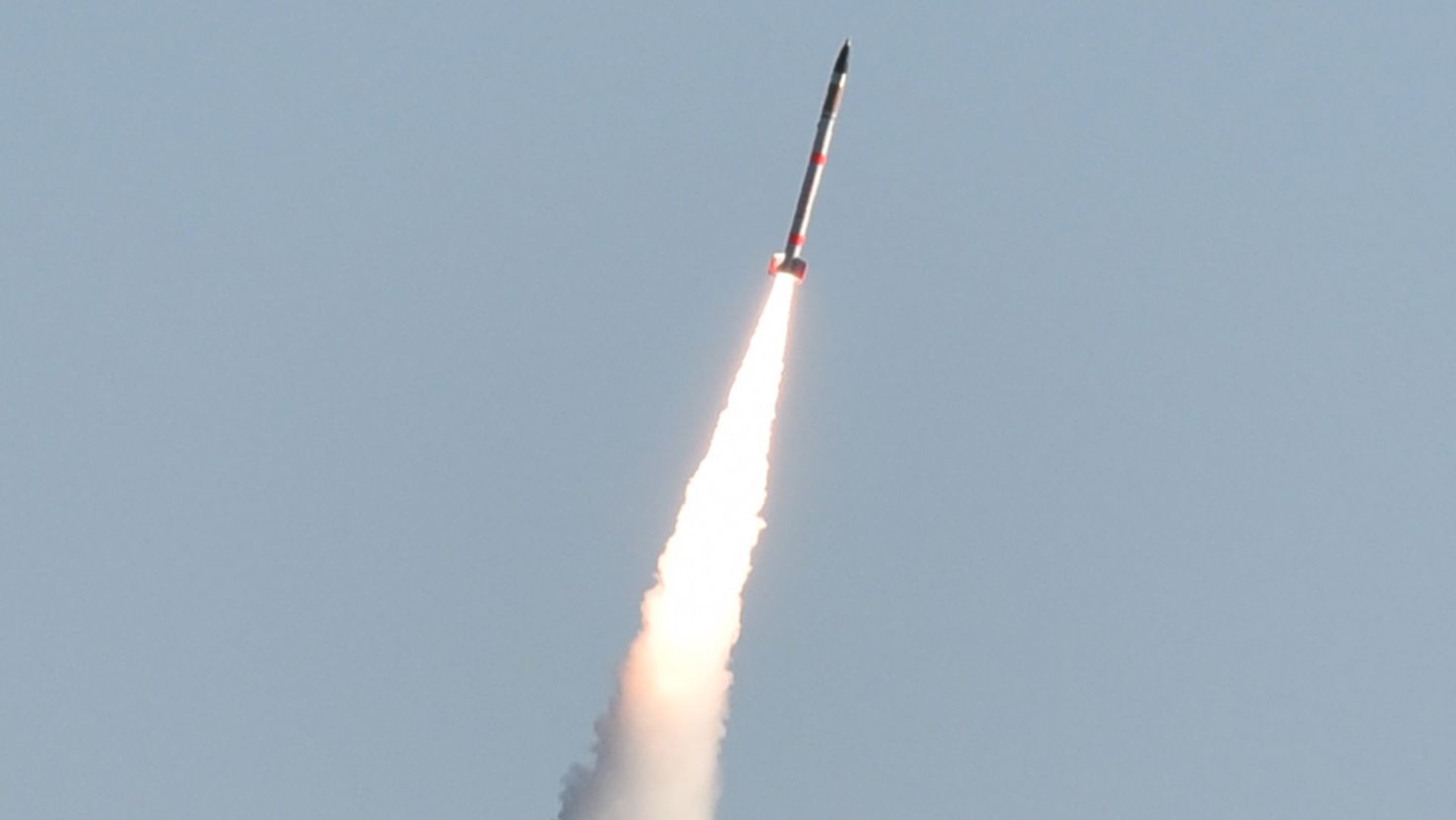 https://media.cnn.com/api/v1/images/stellar/prod/170115103856-japan-mini-rocket.jpg?q=x_2,y_402,h_937,w_1666,c_crop/h_833,w_1480