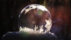 soap bubbles freeze real time sg orig_00002714.jpg