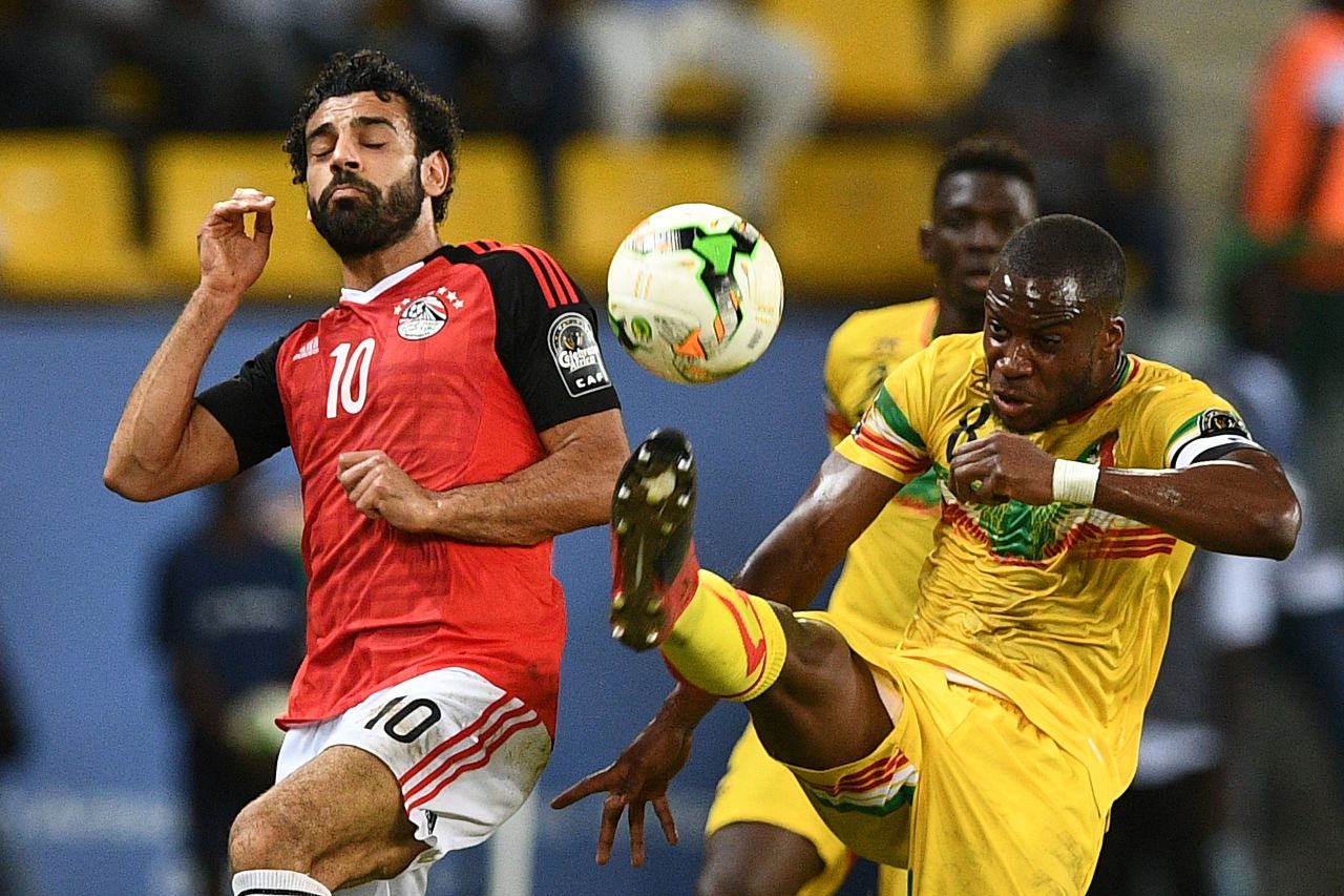 Mohamed Salah (L), nicknamed the 'Egyptian Messi', was unable to force a way through a solid Mali defense as the game finished 0-0.