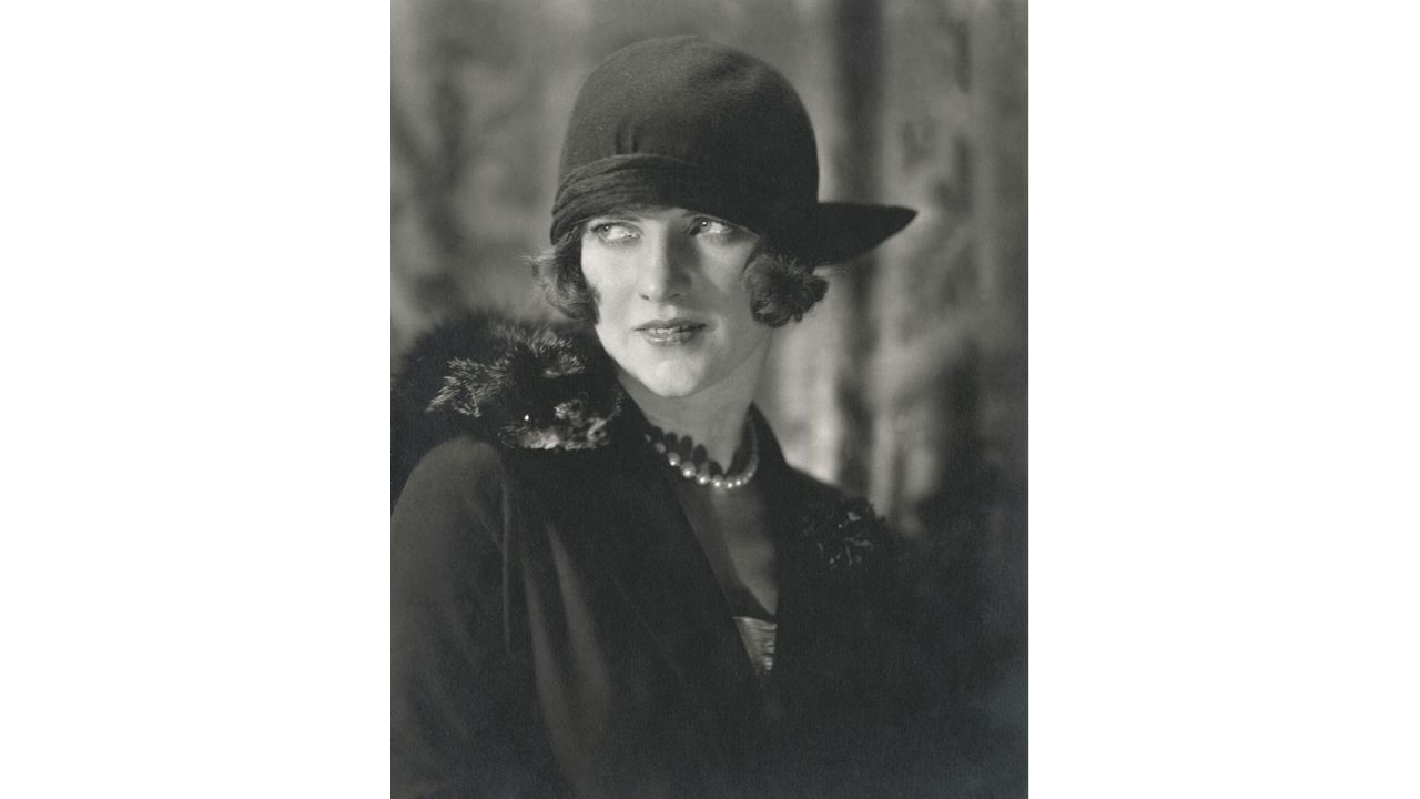 In the 1920s, Vogue used New York stage performers for their models, arguably kicking off the fashion industry's obsession with celebrities. <br />