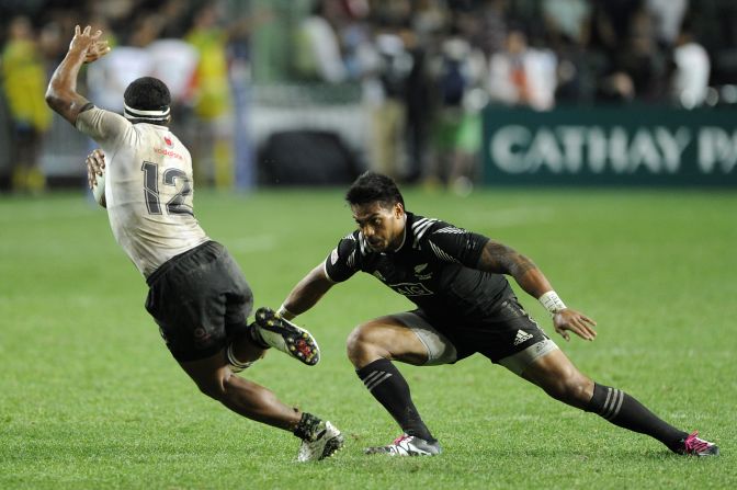 "So being quick with your feet is always beneficial, being lighter is beneficial as well -- power ratio is important too," he adds. Here New Zealand's Pita Ahki eludes Fiji's Vatemo Ravouvou at the 2016 Hong Kong Sevens.