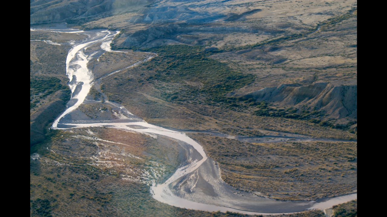 IMG_4133.jpg    In 1935, the Federal Government passed legislation that would enable the state of Texas to acquire the land that would become Big Bend National Park.   The park, known for its remote beauty, shares the border with Mexico for 118 miles, and is separated by The Rio Grande.  