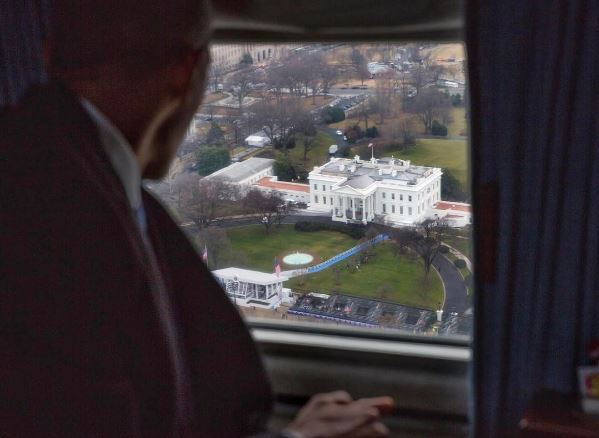 This Powerful Photo Shows Obama’s Final White House Goodbye | CNN Politics