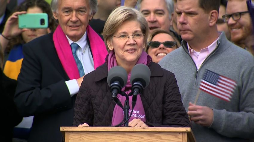 Elizabeth Warren Womens march Washington_00000000.jpg