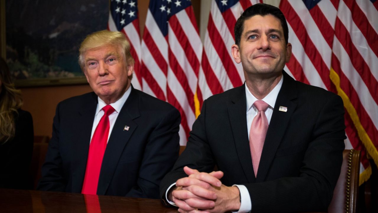 01 Donald Trump Paul Ryan FILE 1110