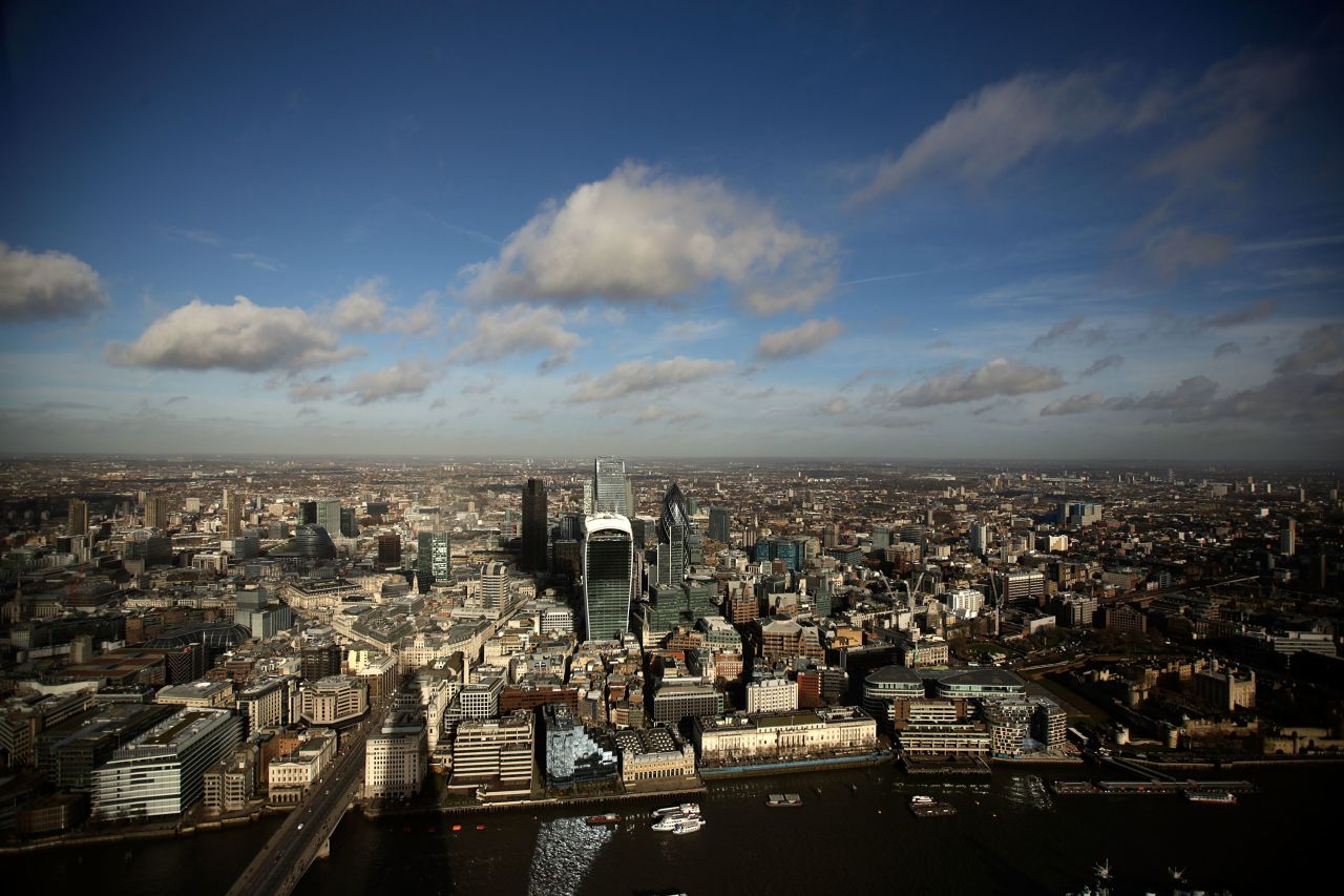 32 - london
