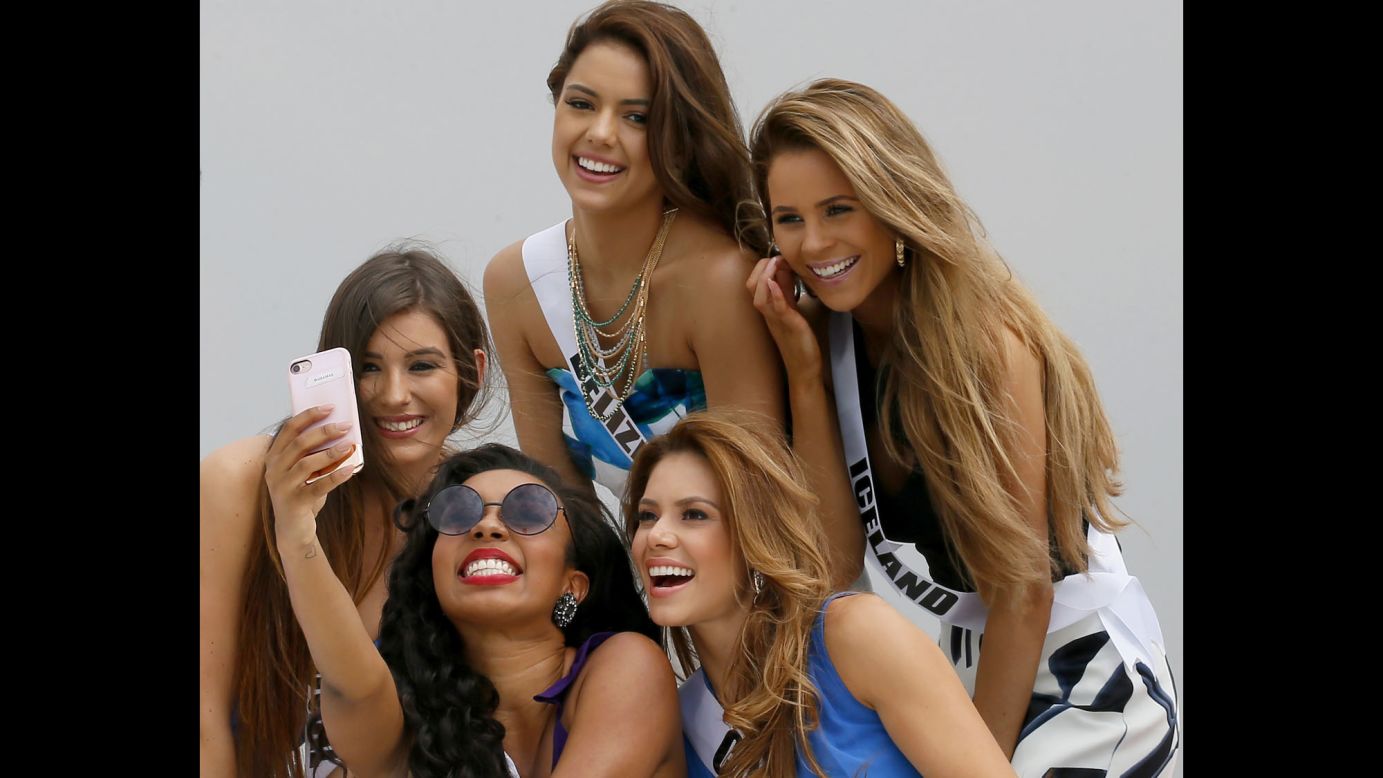 Miss Universe contestants take a selfie aboard a yacht before heading to a beach resort in the Philippines on Thursday, January 19. From left are Flavia Brito (Portugal), Cherell Williamson (Bahamas), Rebecca Rath (Belize), Carolina Duran (Costa Rica) and Hildur Maria (Iceland). <a href="http://www.cnn.com/2016/12/27/entertainment/gallery/look-at-me-selfies-december/index.html" target="_blank">15 must-see selfies from December</a>