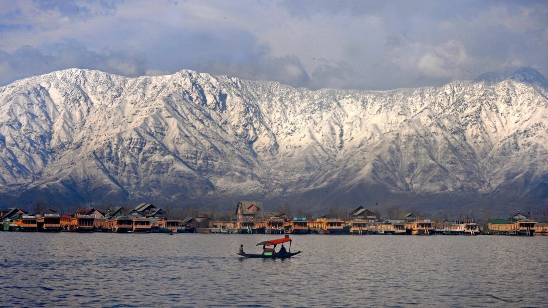<strong>Dal Lake, Srinagar:</strong> Known as the "jewel in the crown" of Indian-administered Kashmir, Dal Lake is a Srinagar must-visit. Lined by beautiful gardens and snowcapped mountains, the lake is best toured while riding a traditional wooden shikara, Srinagar's version of the gondola.