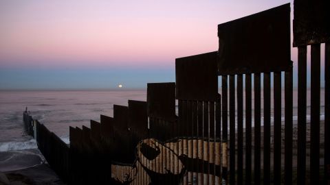 In Tijuana, Mexico, the fence stretches into the Pacific Ocean. On November 14, 2016, a "supermoon" set behind the US-Mexico border fence during its closest orbit to Earth since 1948.