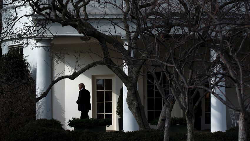 TOPSHOT - US President Donald Trump walks to Marine One for his first trip as President, on the South Lawn of the White House January 26, 2017 in Washington, DC. / AFP / Brendan Smialowski        (Photo credit should read BRENDAN SMIALOWSKI/AFP/Getty Images)