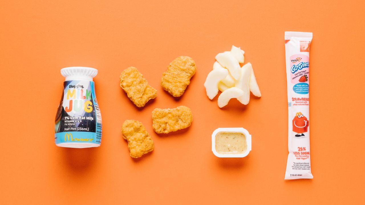 When it comes to kids' meals, you really can't go wrong with a Happy Meal with chicken McNuggets (four pieces), apple slices, a low-fat yogurt stick and low-fat milk. The apples and the yogurt stick are a welcome substitution for fries and nicely balance out the meal. 