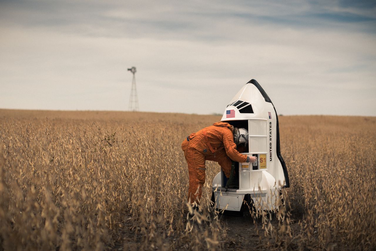 Dodd works to bring "space down to Earth for everyday people," as part of an Instagram project he started in 2014.
