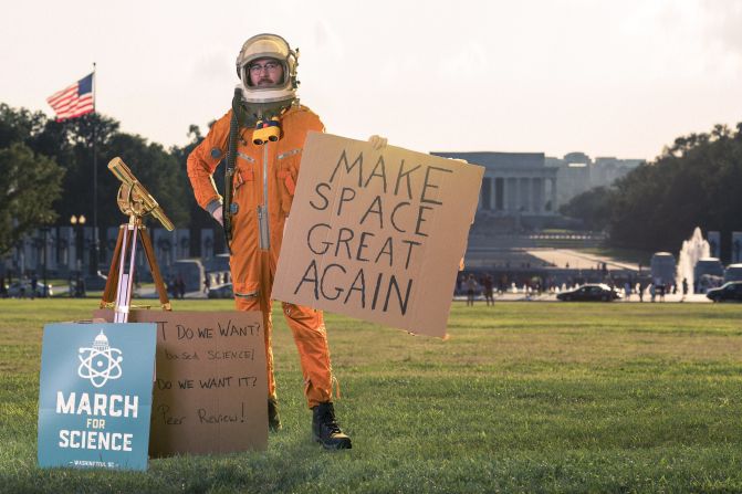 The <a href="index.php?page=&url=https%3A%2F%2Fwww.instagram.com%2Feverydayastronaut%2F" target="_blank" target="_blank">Everyday Astronaut</a> of Instagram fame is spreading awareness for scientists to march on Washington, as seen in this widely shared image from last week. "I fear the idea of censorship of the scientific community," Tim Dodd said.
