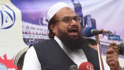 Pakistani leader of the Jamaat ud Dawa organisation Hafiz Muhammad Saeed speaks during a rally to support the government of Saudi Arabia over the situation in Yemen in Lahore on April 3, 2015. Pakistan evacuated nearly 200 of its citizens from war-torn Yemen on April 3, 2015 as Prime Minister Nawaz Sharif discussed the crisis with his counterpart in Turkey.  AFP PHOTO / Arif ALI        (Photo credit should read Arif Ali/AFP/Getty Images)