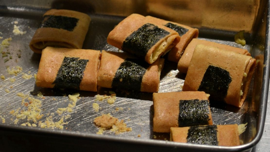 When your egg rolls are this good, your stall doesn't need a name.