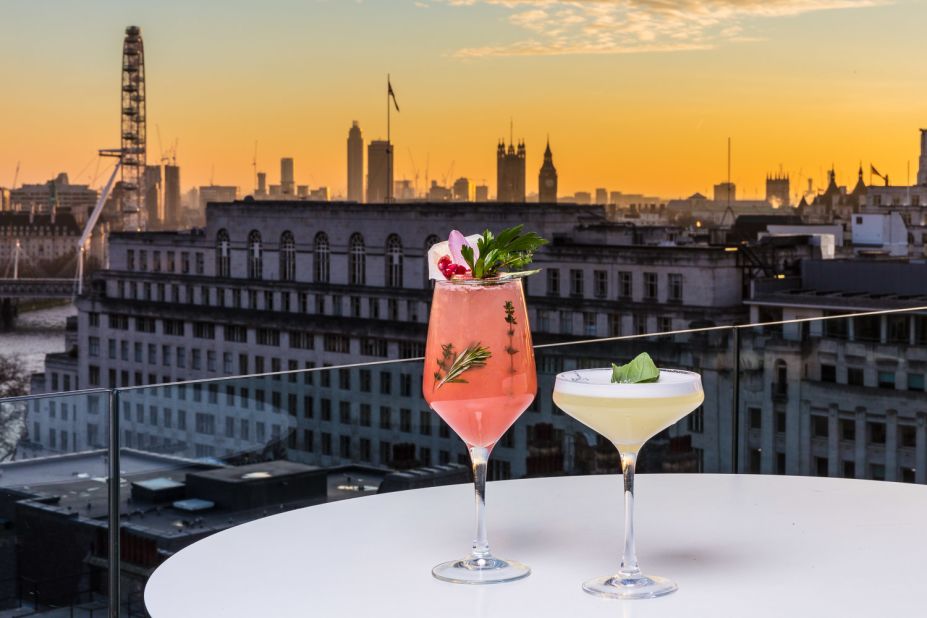 <strong>Radio Rooftop Bar:</strong> Located in the five-star ME Hotel and overlooking the Strand and London's theater district, at Radio visitors can peer at the hustle and bustle of the streets below or look out towards the river Thames.
