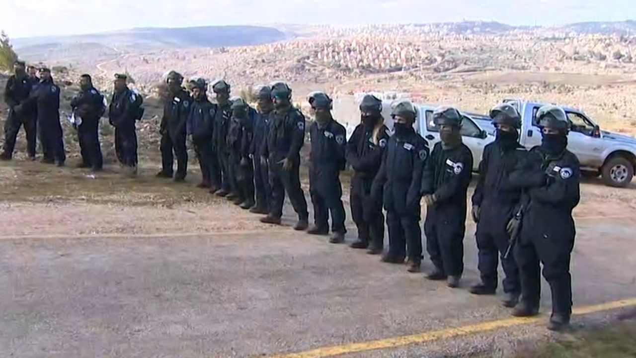 israel amona settlement police evacuations liebermann lklv