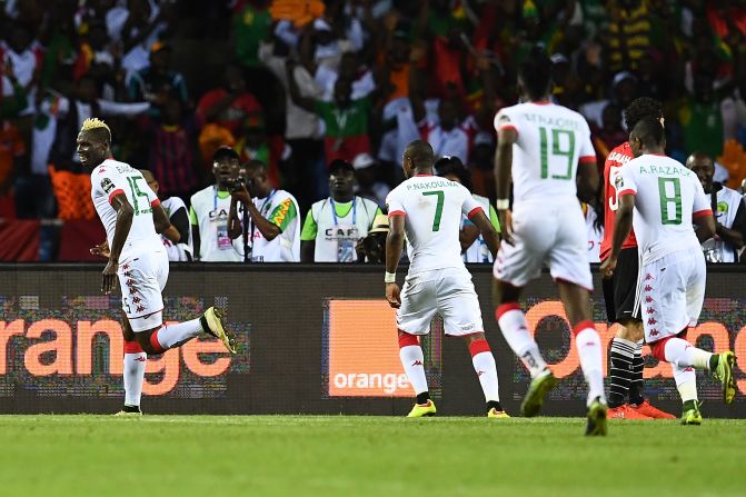 However, it wasn't long before Burkina Faso leveled. Aristide Bance brought the ball down on his chest brilliantly and volleyed past El-Hadary.