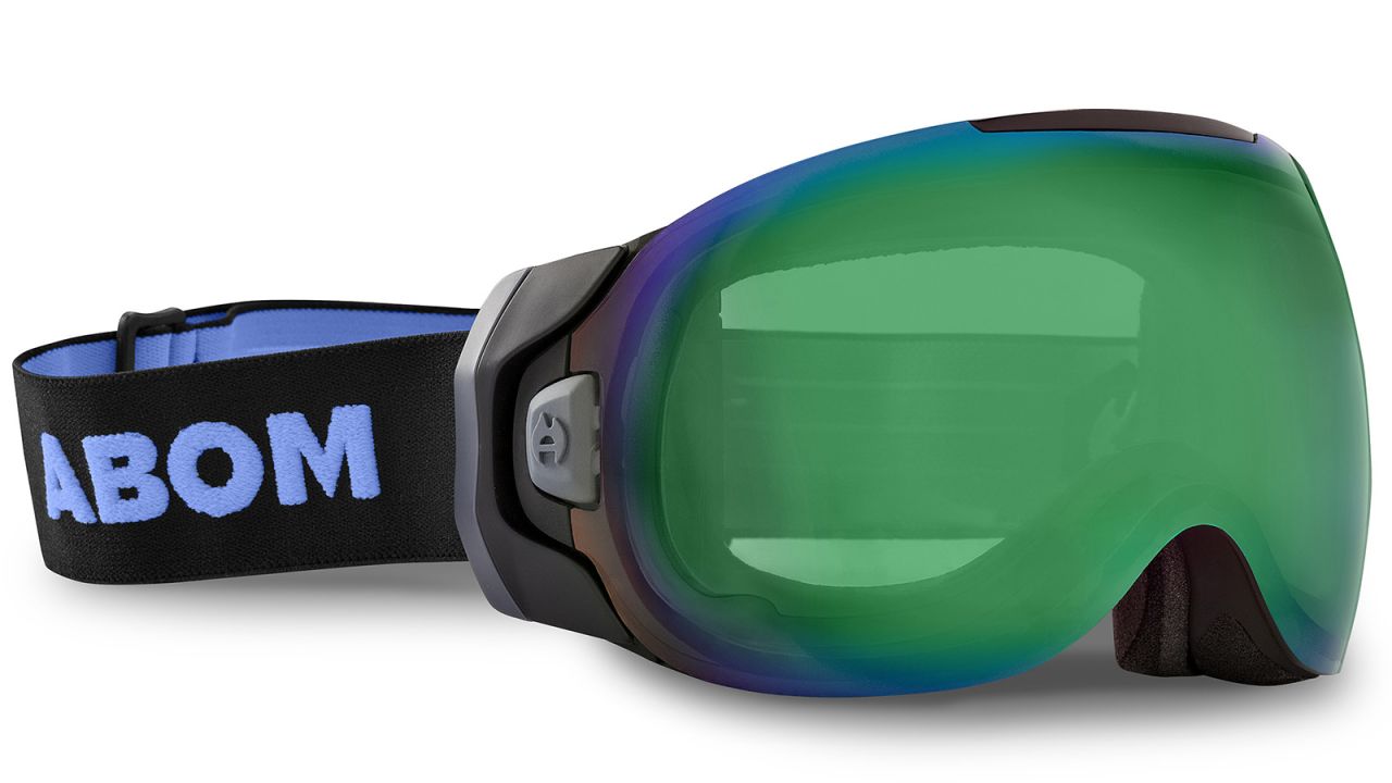 <strong>Abom anti-fog goggle: </strong>Foggy vision makes skiing difficult and dangerous. Abom has invented a new concept in anti-fog goggles using a battery to send a current though the film to heat the lens and keep the fog away. <br />