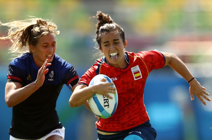 After taking up rugby late in life, Patricia Garcia has become the star of the Spanish women's sevens team. 