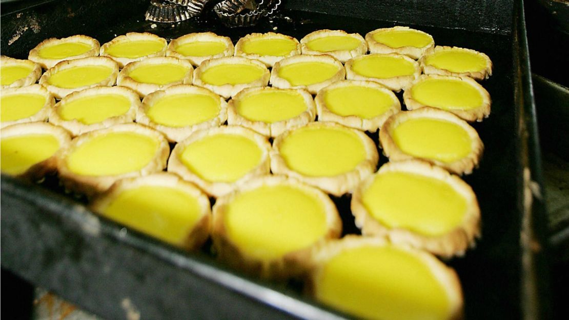 HK 40 things - egg tarts