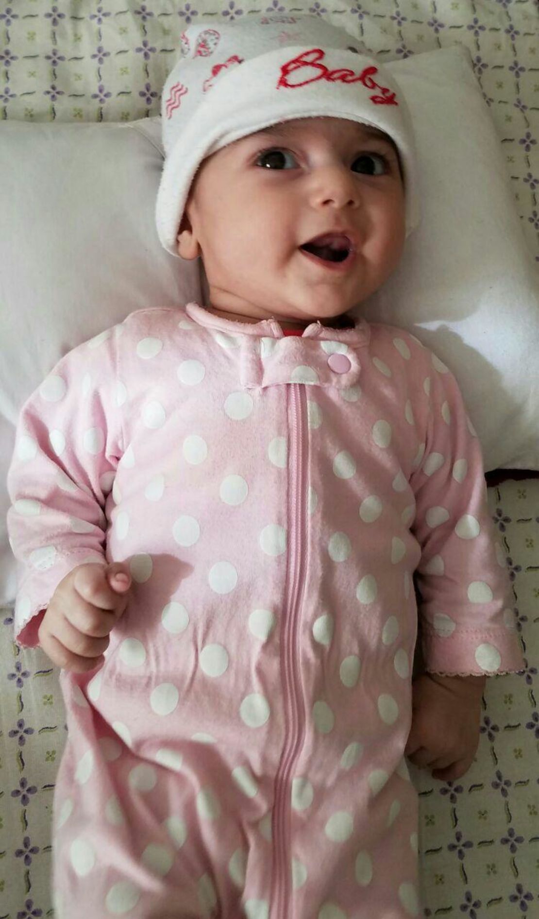 Fatemeh Reshad, a 4-month-old girl from Iran, needs urgent heart surgery.