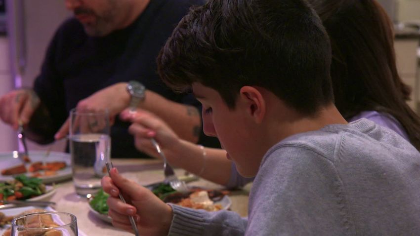 Family Dinner_00002010.jpg