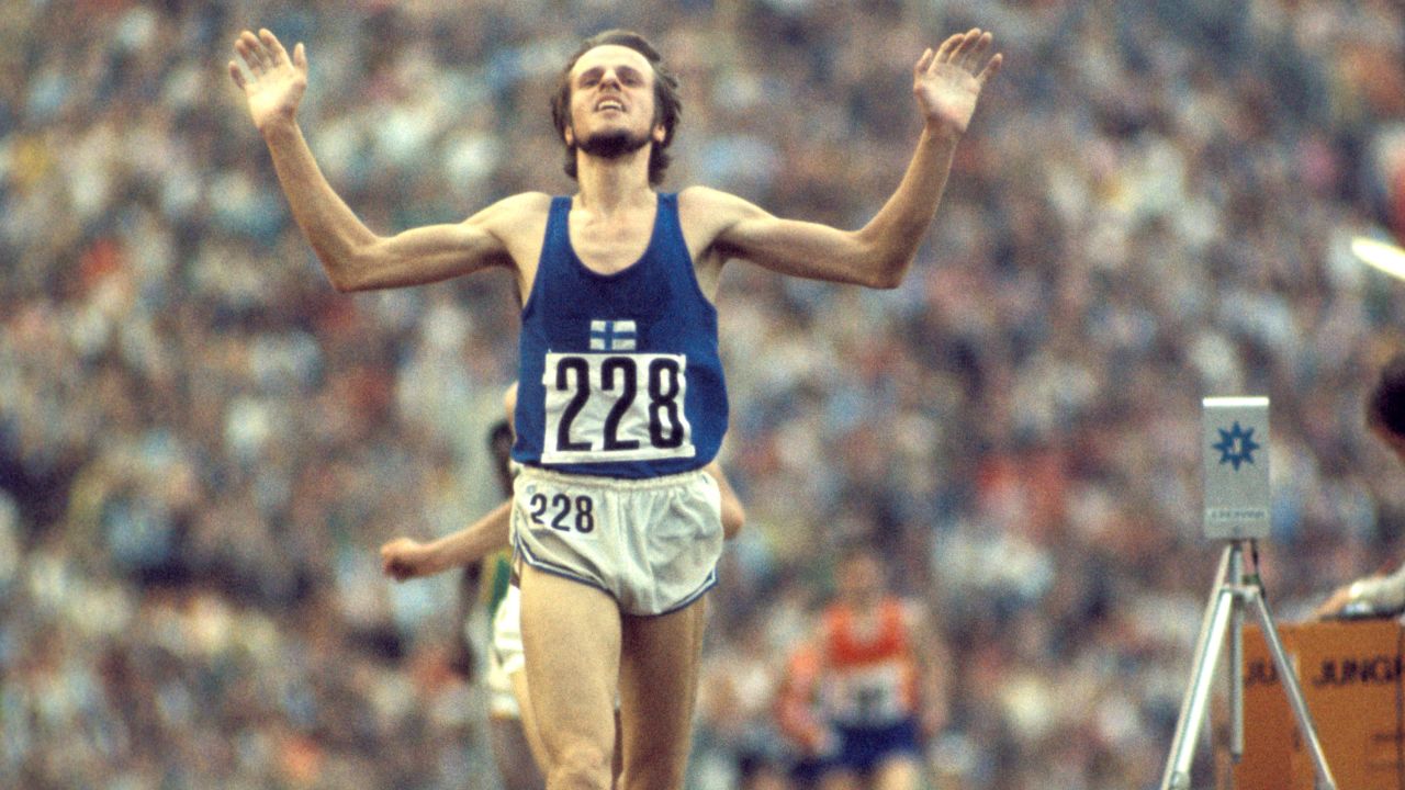 Falling in an Olympic track event is generally a death knell. That wasn't the case for Finland's Lasse Viren during the 1972 Munich Games. Viren got tangled with Belgian runner Emiel Putteman on the 12th lap. He not only recovered, but he broke the world record with a time of 27:38:40 to win gold. Viren also accomplished the rare feat of winning the 5,000-meter race in that Olympics as well. 