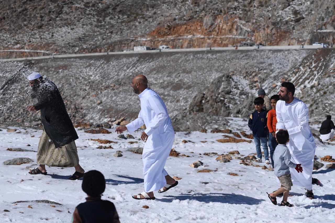 Emiratis were stunned by the snow and enjoyed the cold temperatures by building snowmen and having snowball fights.