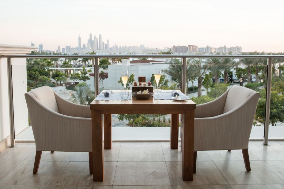 "Social by Heinz Beck at Waldorf Astoria Palm Jumeirah also marries style and substance to deliver a highly innovative cooking style that is full of flavor."