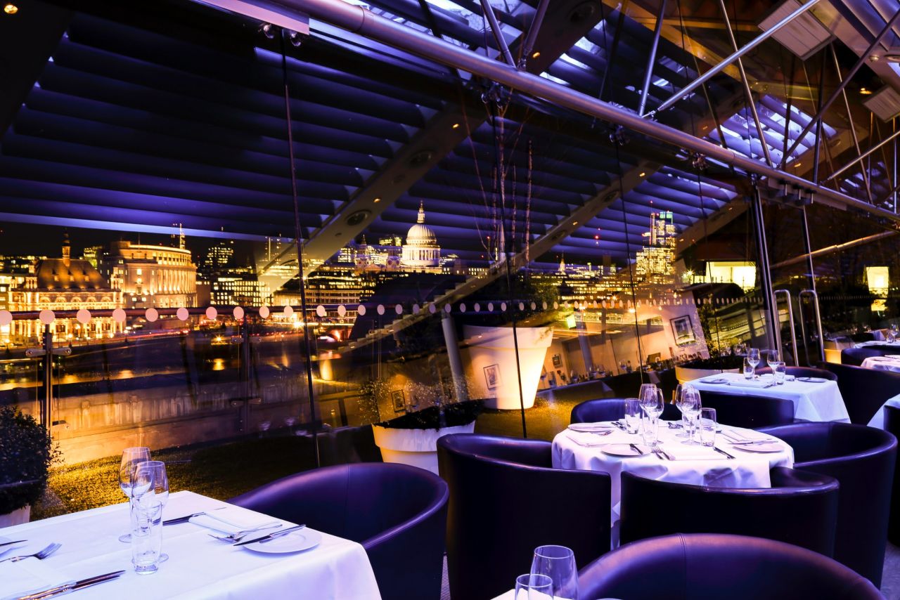 <strong>OXO Tower Restaurant: </strong>One of London's older rooftop restaurants, OXO is at a much lower altitude than its City counterparts, but still offers stunning views of St Paul's Cathedral and the Thames. 