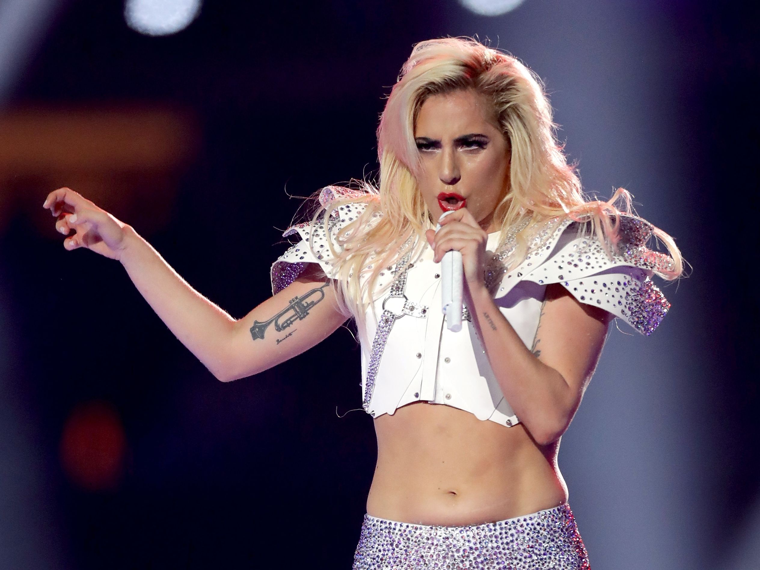 Lady Gaga - Lady Gaga responds to Super Bowl body shaming | CNN