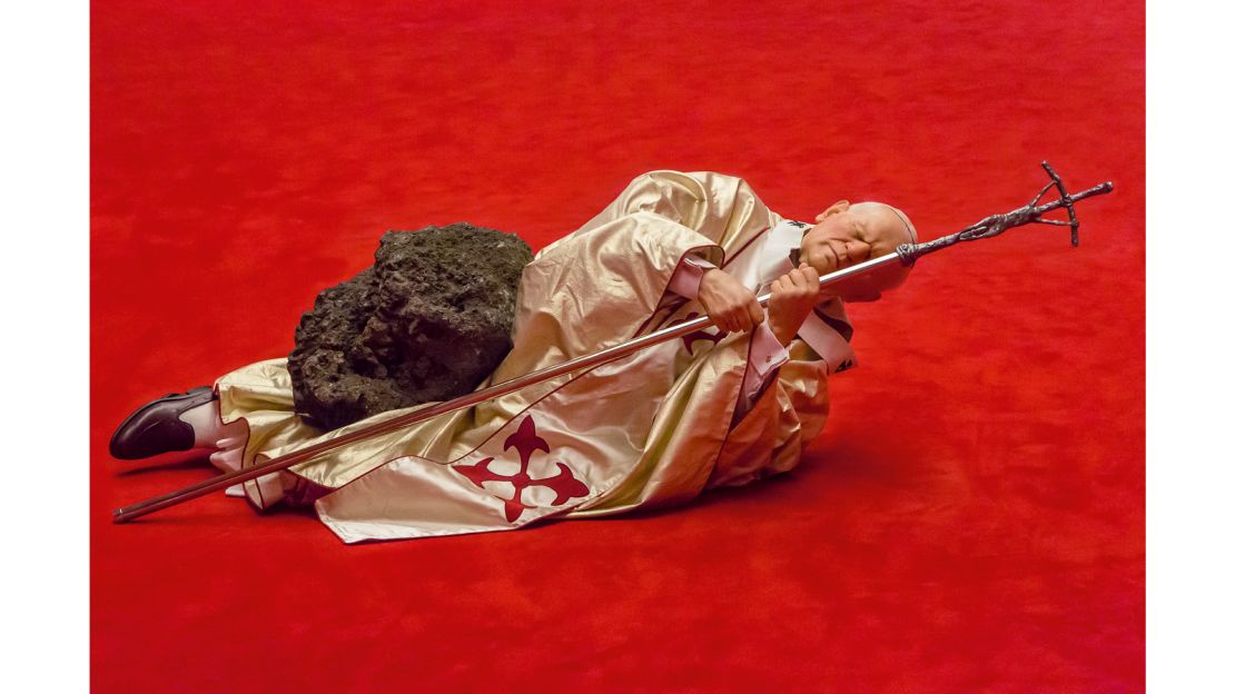 "La Nona Ora (The Ninth Hour)" (1999) by Maurizio Cattelan