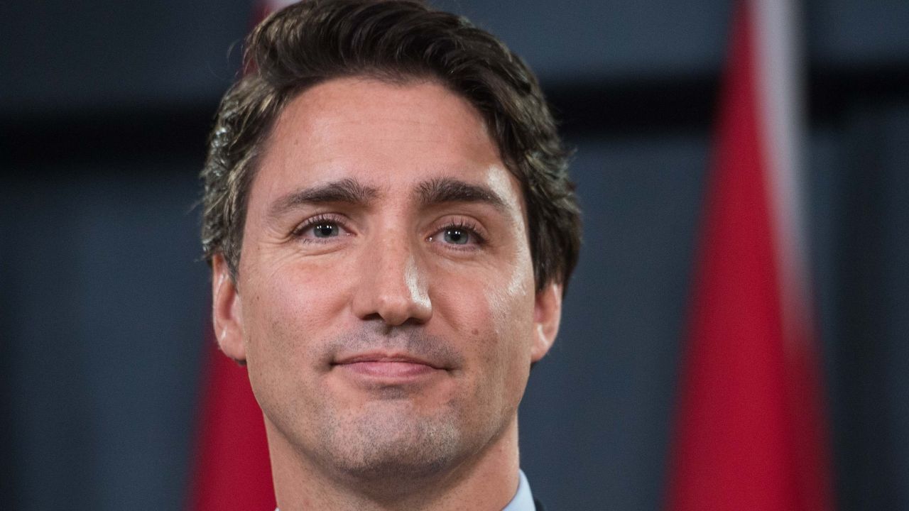 Canadian Liberal Party leader Justin Trudeau speaks at a press conference in Ottawa on October 20, 2015 after winning the general elections.    AFP PHOTO/NICHOLAS KAMM        (Photo credit should read NICHOLAS KAMM/AFP/Getty Images)