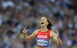 Savinova celebrates after her London 2012 win.