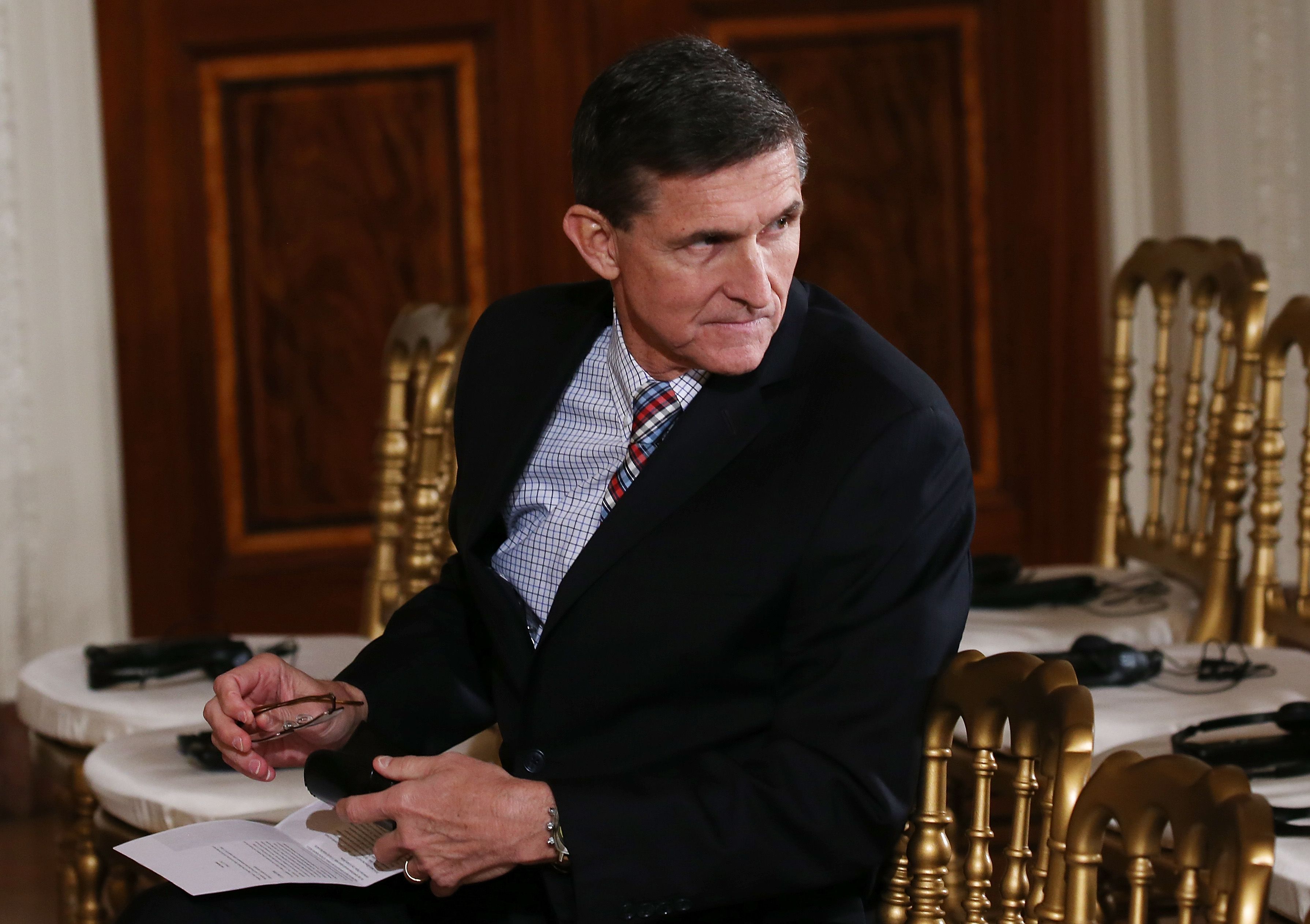 Flynn resigns amid controversy over Russia contacts | CNN Politics