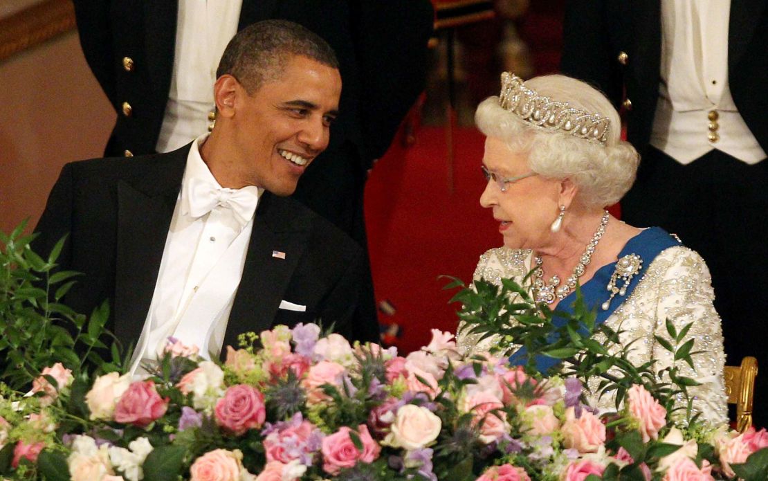 U.S. President Barack Obama and Queen Elizabeth II during a banquet at Buckingham Palace in 2011.