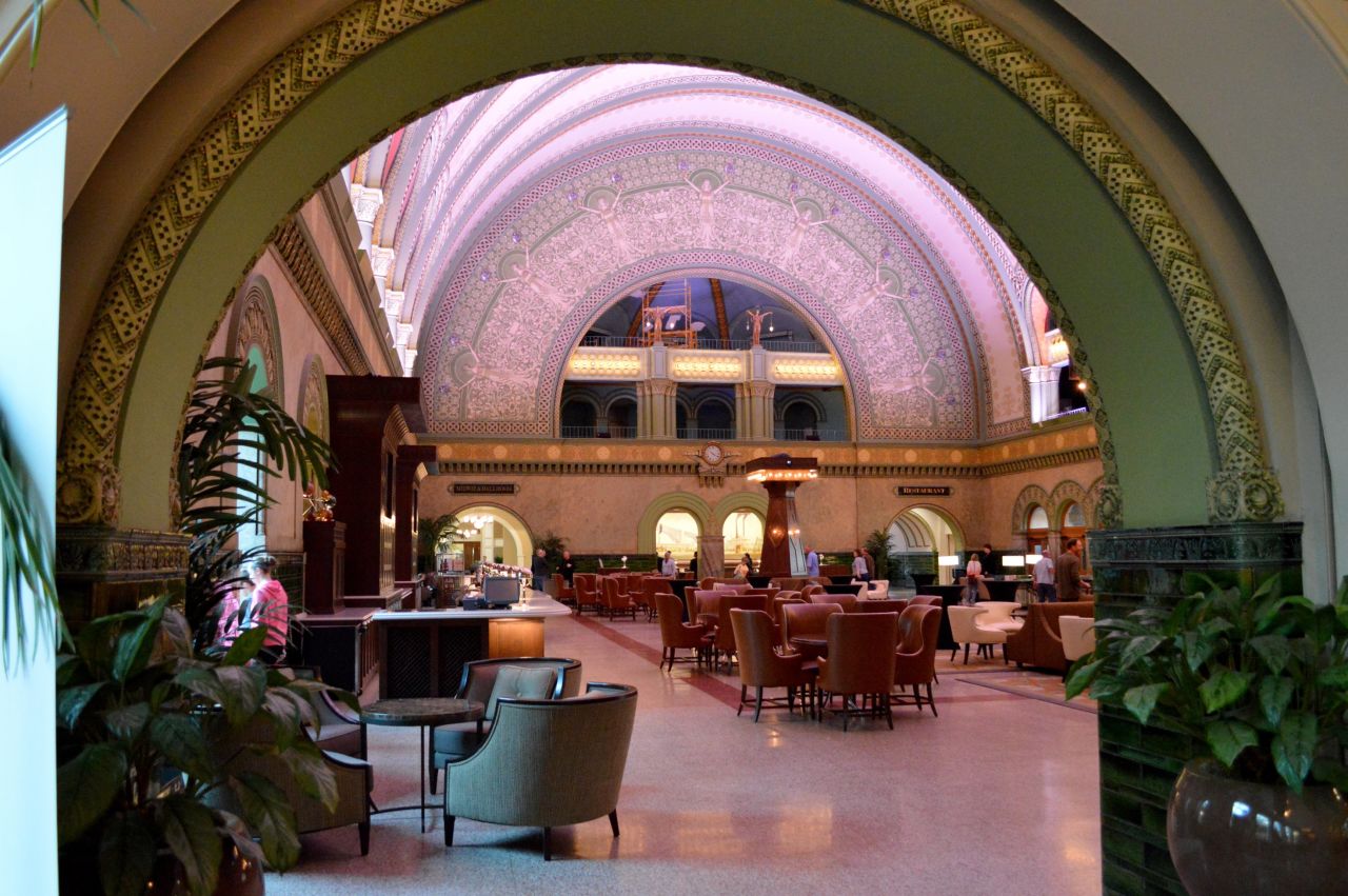 Opened in 1894 as the world's largest train station, St. Louis' renovated Union Station structure serves as a luxury hotel, shopping mall and transportation hub.