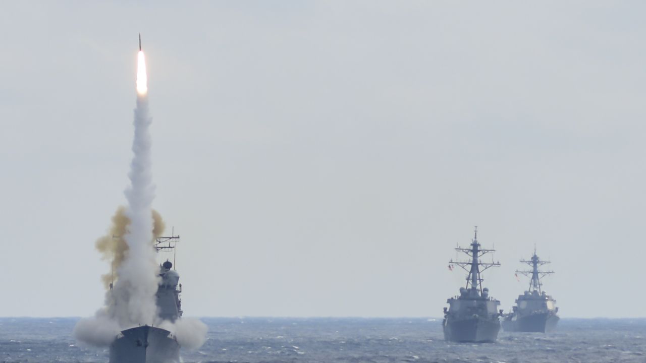 160315-N-DQ503-070

ATLANTIC OCEAN (March 15, 2016) -- Guided-missile cruiser USS Monterey (CG 61), left, launches a Standard Missile-2 (SM-2) to destroy an advanced high-speed target while USS Stout (DDG 55) and USS Mason (DDG 87) transit formation during a live-fire test of the ship's Aegis weapons systems. The live-fire event was conducted during the Eisenhower Carrier Strike Group Composite Training Unit Exercise (COMPTUEX), the final certification event prior to deployment. As the world's premier fleet-aria air defense weapon, SM-2 is an integral part of the layered defense that protects the world's naval assets and gives warfighters a greater reach in the battlespace. SM-2 variants are lethal against subsonic, supersonic, low- and high-altitude, high-maneuvering, diving, sea-skimming, anti ship cruise missiles, fighters, bombers, and helicopters in an advanced electronic countermeasures environment. SM-2 has an extensive area and self-defense flight test history with more than 2,650 successful flight tests from domestic and international ships. (U.S. Navy Photo by Chief Damage Controlman Andrae L. Johnson/Released)