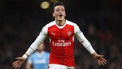 LONDON, ENGLAND - DECEMBER 10:  Mesut Ozil of Arsenal celebrates scoring his sides second goal during the Premier League match between Arsenal and Stoke City at the Emirates Stadium on December 10, 2016 in London, England.  (Photo by Julian Finney/Getty Images)