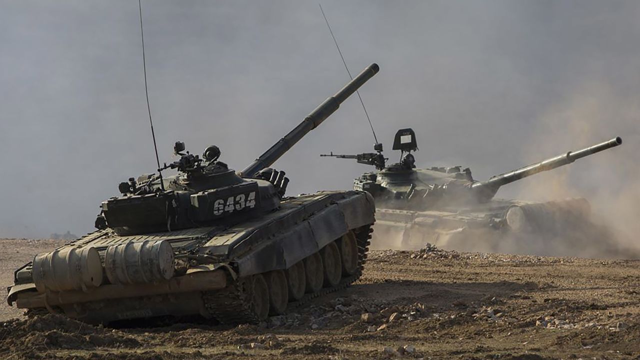 US and Bulgarian forces take part in military exercises near Novo Selo, Bulgaria on December 15, 2016.