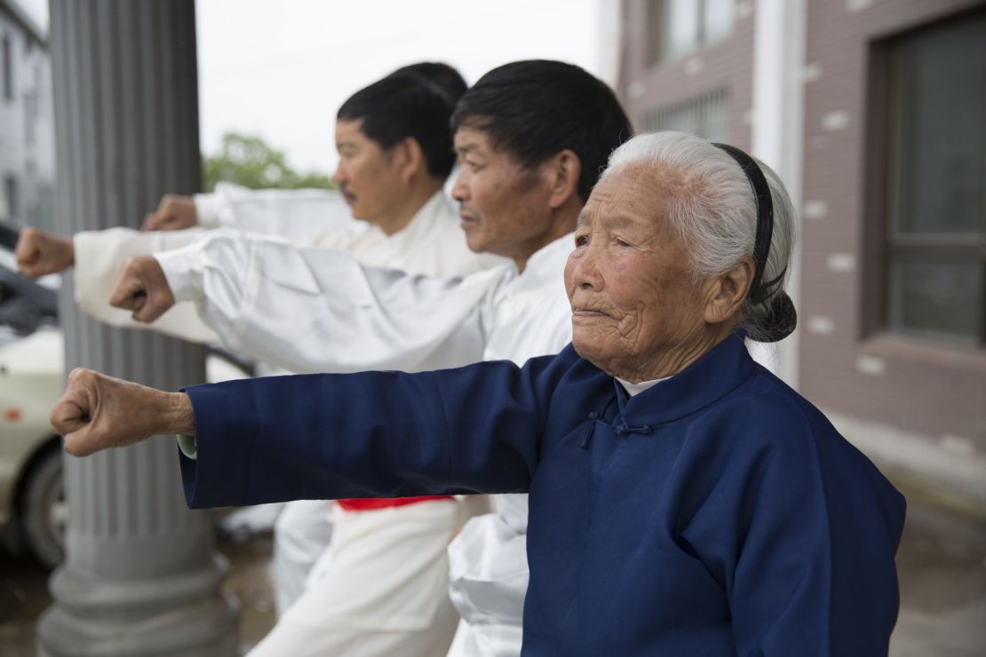 The style of kung fu Zhang practises is from Fujian. 