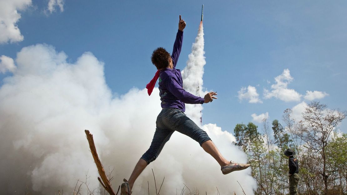 Lift off Yasothon style.