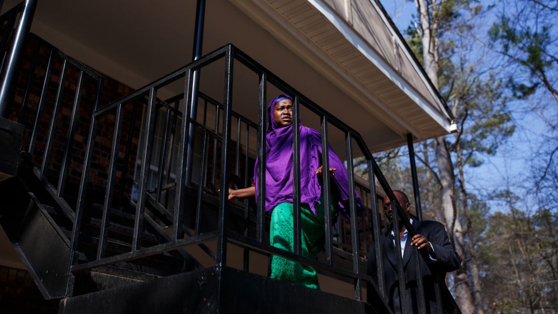 Instead of settling into their new apartment, Somali refugees Habibo Mohamed and Abdalla Ramadhan Munye are fighting to reunite with their daughter.