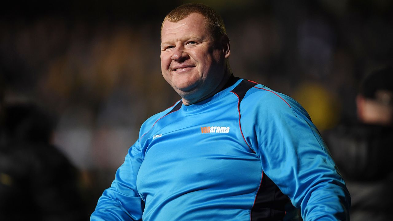 Reserve Sutton United goalkeeper Wayne Shaw has reportedly resigned amid gambling probes. 