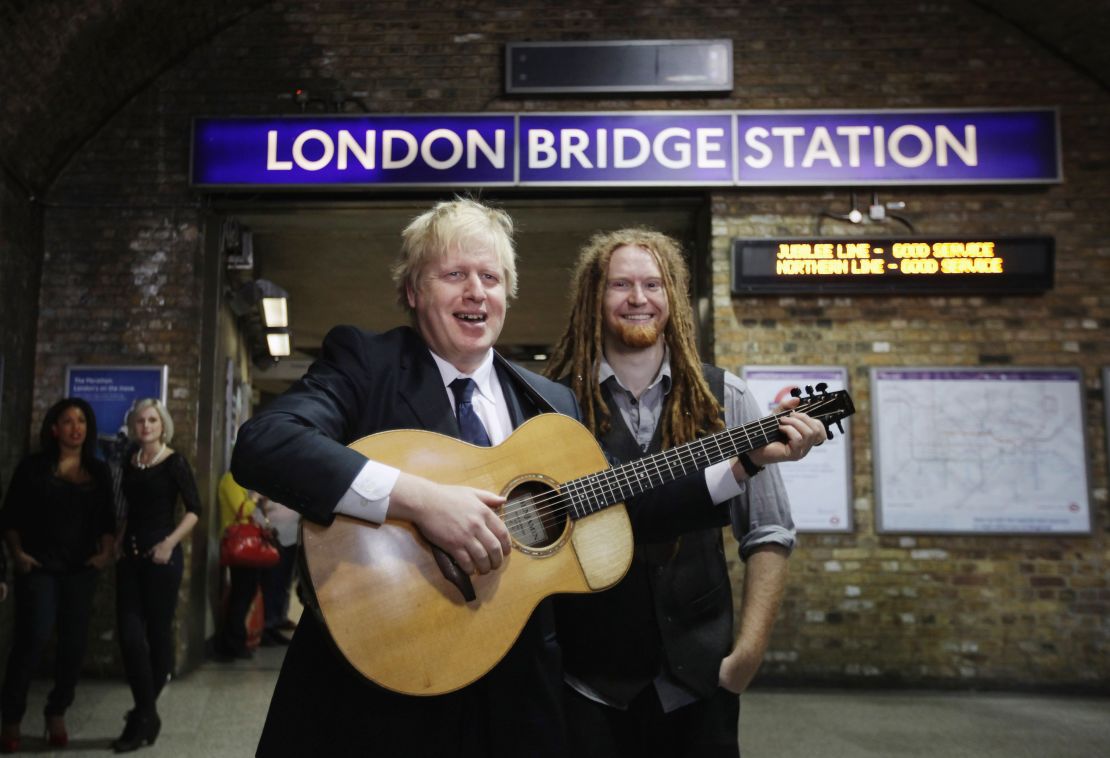 Boris Johnson singing ... what more entertainment do you need?