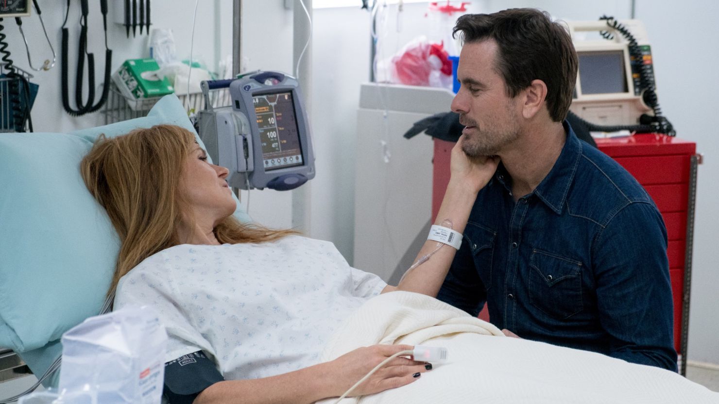 Rayna (Connie Britton) shares a sweet moment with Deacon (Charles Esten) in the latest episode of 'Nashville.'