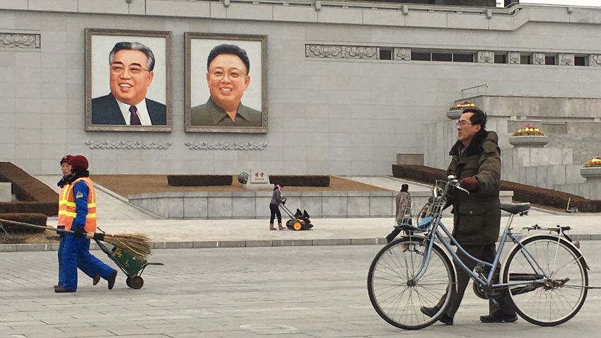 Portraits of the late North Korean leaders in Kim II Sung Square.