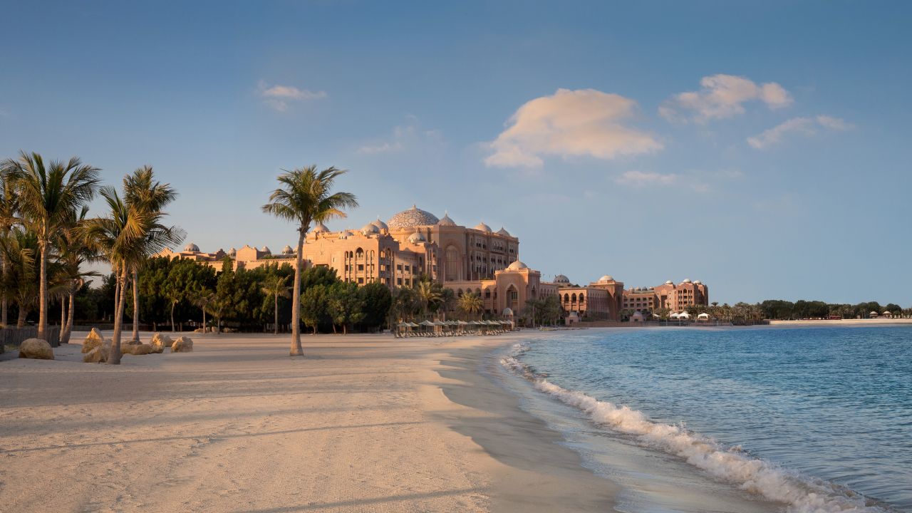 <strong>Private beach: </strong>Emirates Palace spans one kilometer from wing to wing with a 1.3-kilometer stretch of private beach.