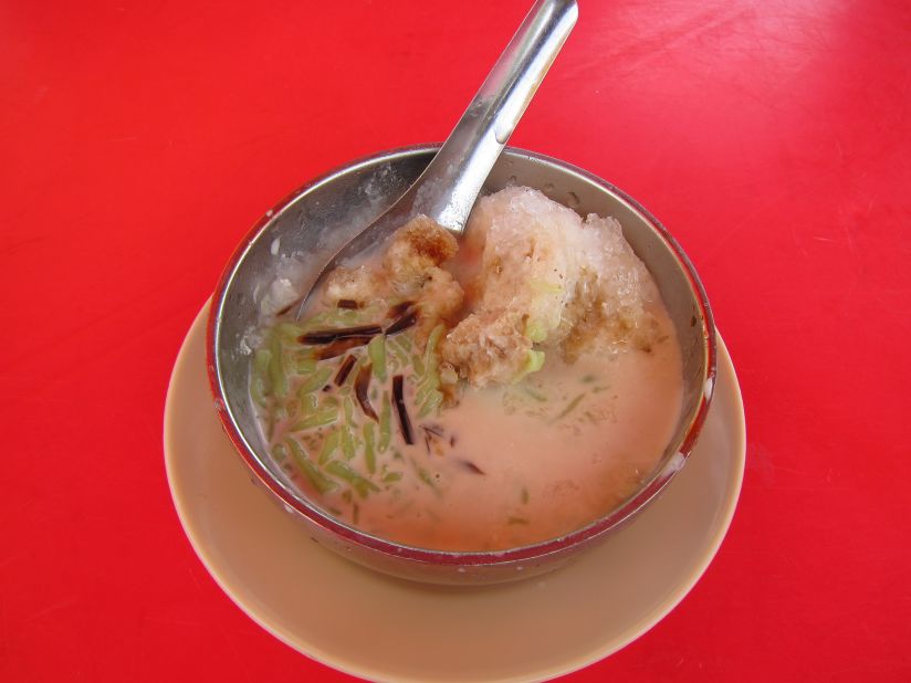 <strong>Cendol, Indonesia</strong>: Served in a bowl, this still counts as a drink -- it's a delicious mix of coconut milk and sweet palm sugar.